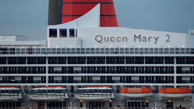 Queen Mary 2.jpg